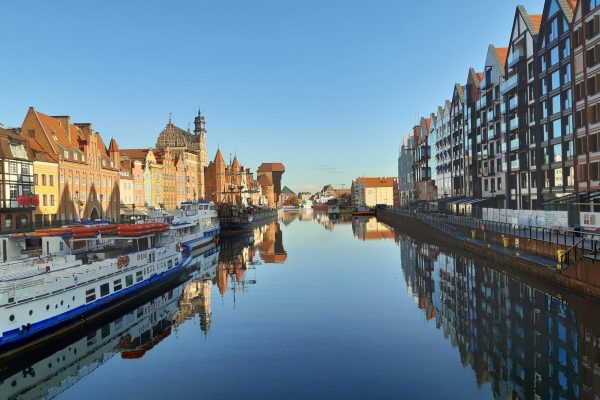 Fallegar Tennur - Tannlæknaþjónusta í Gdansk Póllandi 6